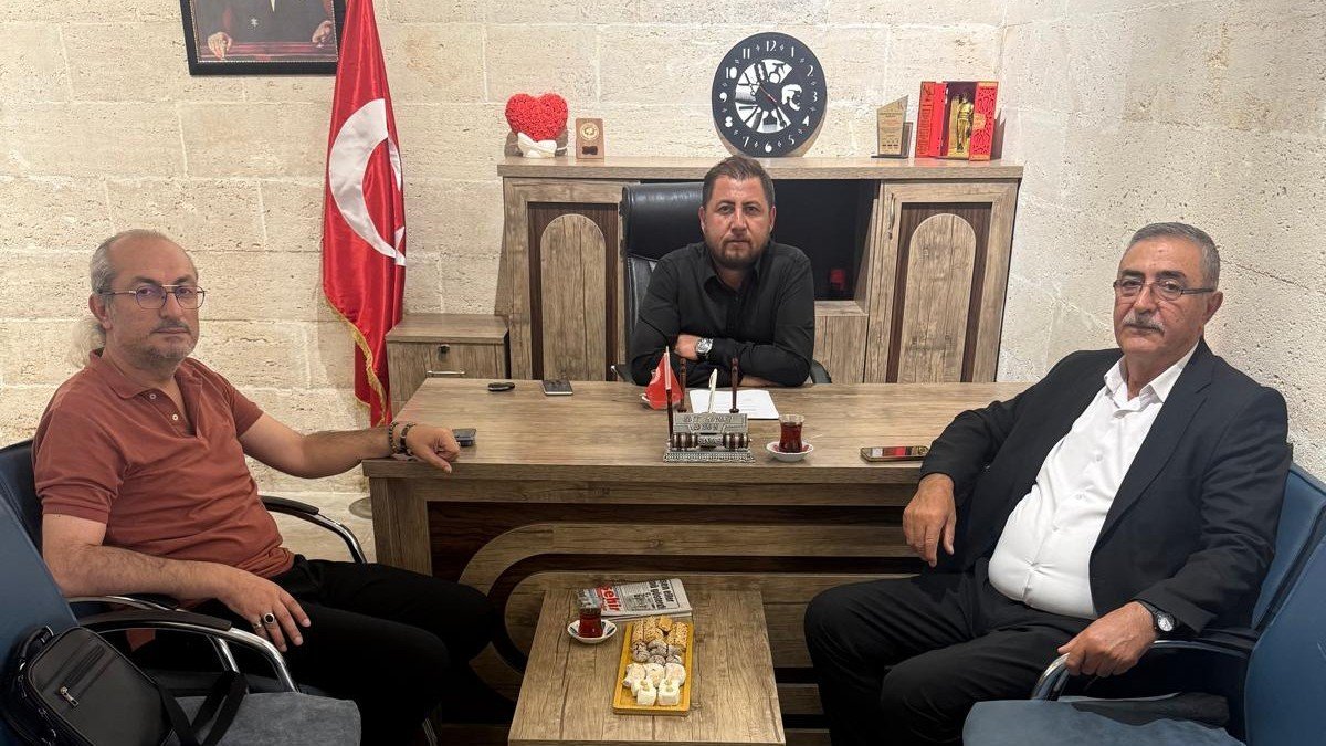 Türkiye Elektrik Elektronik ve Benzerleri Teknisyenleri Esnaf ve Sanatkarları Federasyonu Genel Başkanı Sayın Yusuf Aslantürk ve Yönetim Kurulu Üyesi Sayın Şaban Keskin'den Odamıza Ziyaret